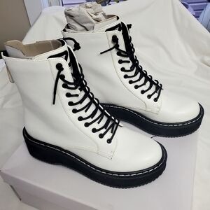 Kendall + Kylie White Platform Combat Boots Size 6.5 NIB